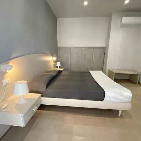 Welcome Gelsomini-gerani Gioiosa Marea